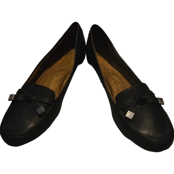 NWOT Natural Soul Gracee Metal Tie Leather Loafers - Picture 1 of 4